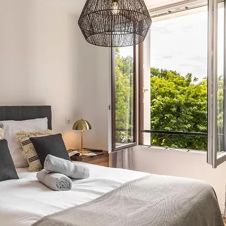 Helder Bagheera - 2 Bedrooms - High Speed Internet - Optional Parking Appartement